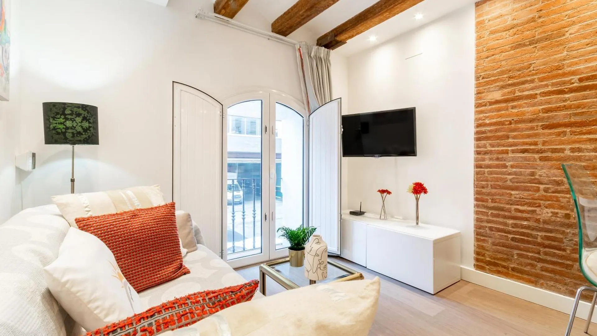 Diagonal Mar: Bonito Y Centrico Apartment Barcelona 0*,  Spain